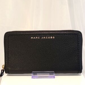 Marc Jacobs Black Textured Wristlet Wallet